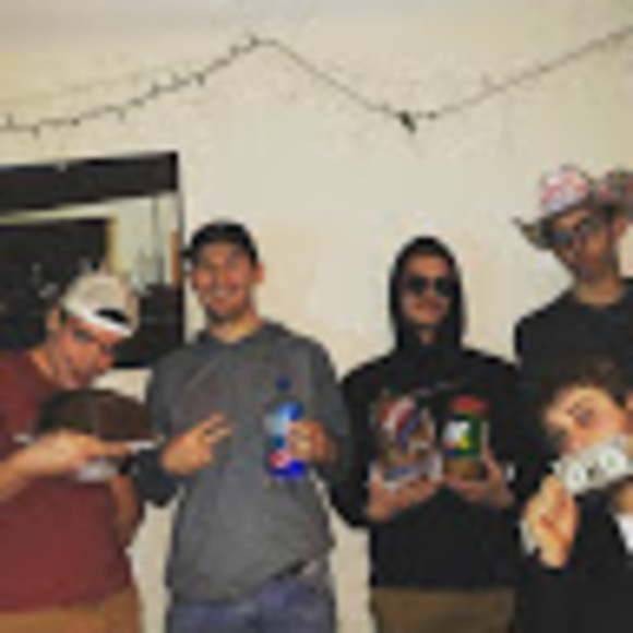 Meet your Posher, Alex - Picture 1 of 1